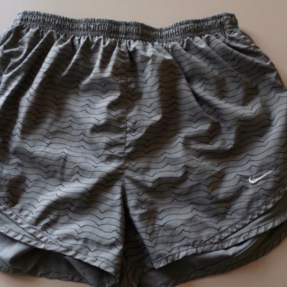 Gray Nike Shorts Size M
